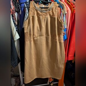 C.O.C. an Sleeveless Dress with Lace Details